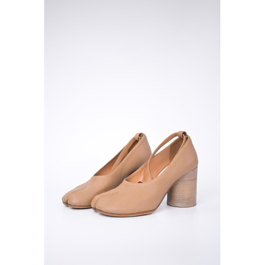 Nude Leather Split Toe Mary Jane Block Heel Pump