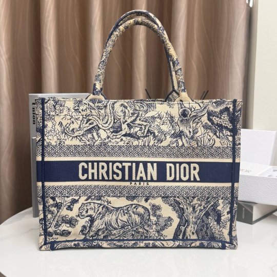 Dior Book Tote Medium Blue Toile de Jouy Embroidered Canvas