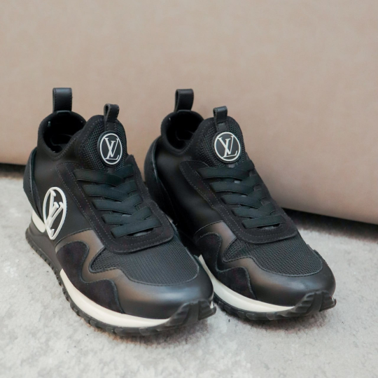 Louis Vuitton Trainer Sneaker Black Leather