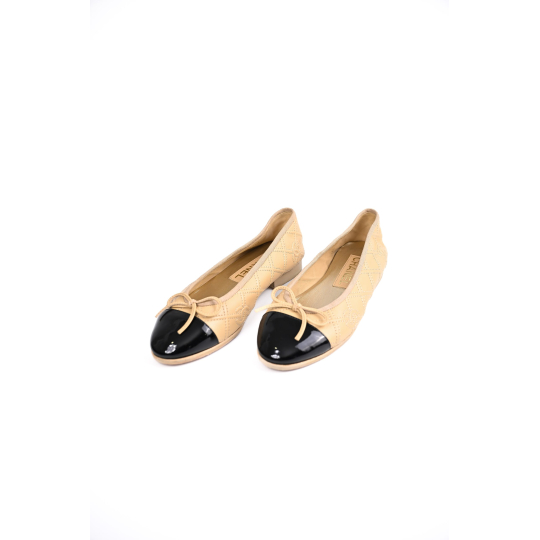 Chanel Ballerina Flat Beige Black Cap Toe Quilted Leather