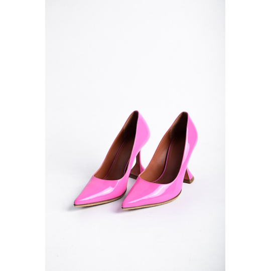 Pink Patent Leather Pointed Toe Flared Heel Pump