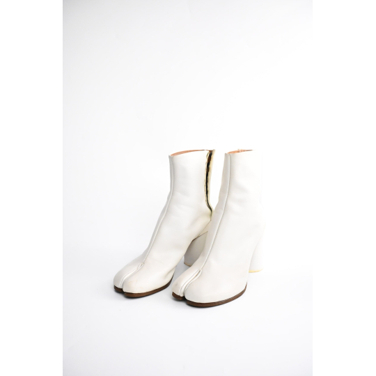 Maison Margiela Tabi Ankle Boot White Leather Cylindrical Heel
