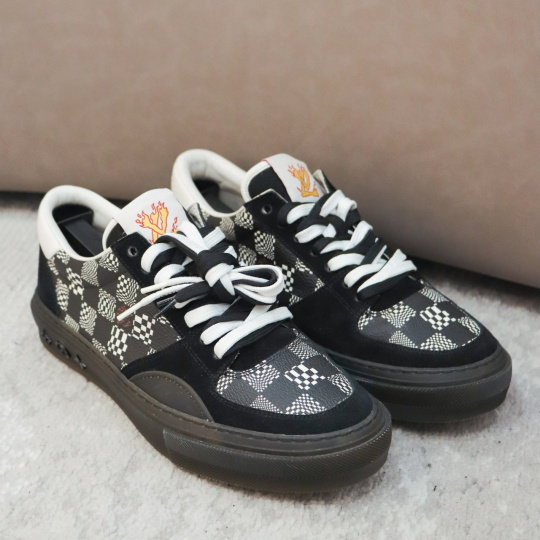Louis Vuitton Checkerboard Sneaker Black White Flame