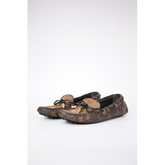 Louis Vuitton Gloria Flat Loafer Monogram Canvas