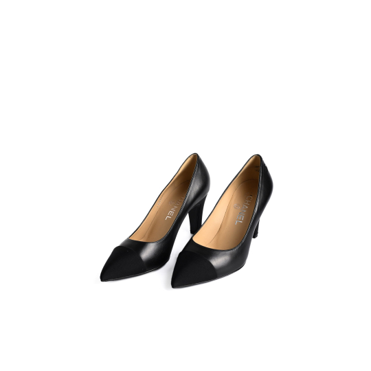 Chanel Cap Toe Pointed Pump Black Leather and Grosgrain