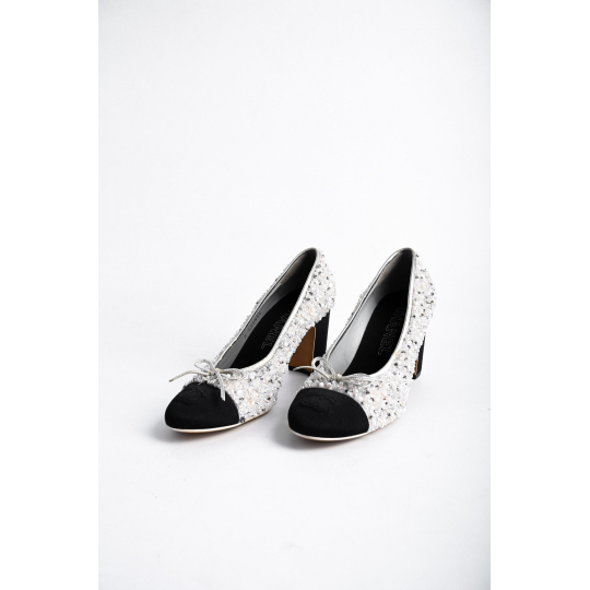 Chanel Cap Toe Block Heel Pump Silver Glitter Black Grosgrain