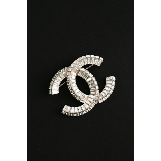 Chanel CC Brooch Silver Baguette Crystal