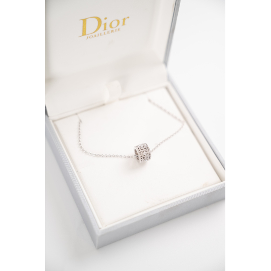 Dây Chuyền Dior Joaillerie Mặt Trụ Pavé