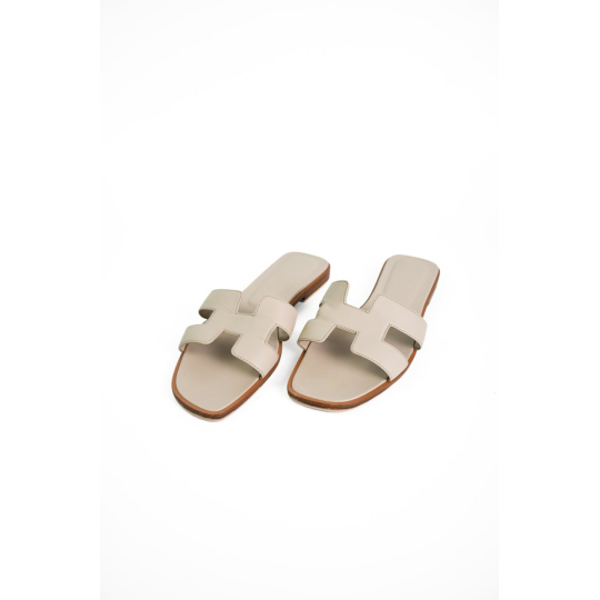Dép Hermès Oran Da Bê Màu Be