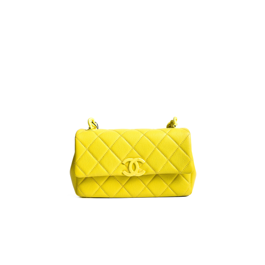 Chanel Mini Flap Vang GHW