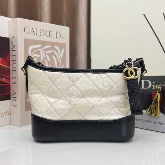 Chanel Gab White
