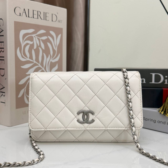 Woc Chanel Trắng Lambskin