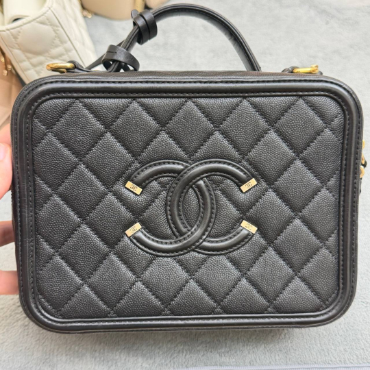 Chanel Vanity Caviar Đen