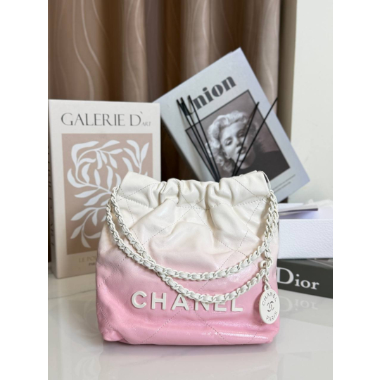 Chanel C22 Mini Trắng Hồng