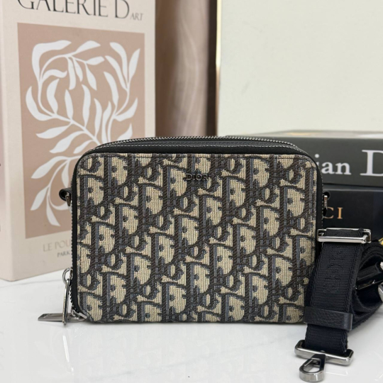 Dior Safari 