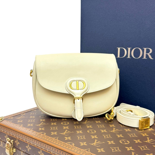 Dior Bobby Trắng