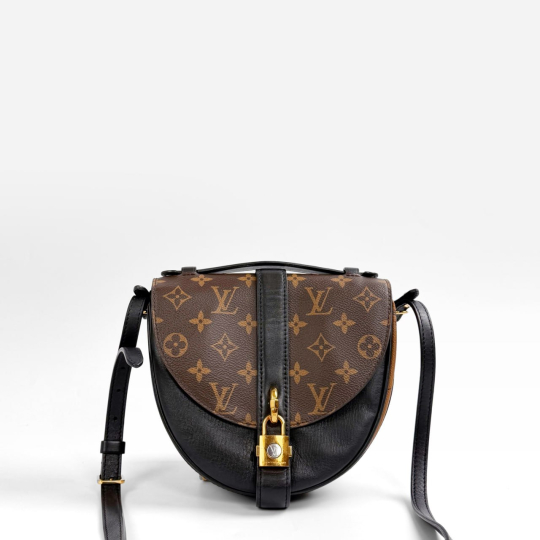 LV Canvas
