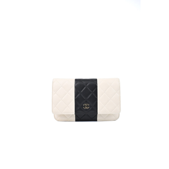 Woc Chanel Đen Trắng