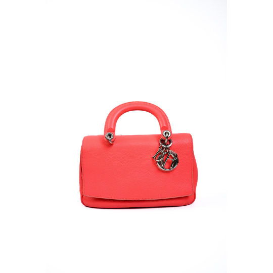 Dior Đỏ