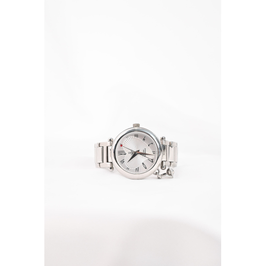 Đồng Hồ Mặt Trắng Dây Thép Charm Quả Cầu