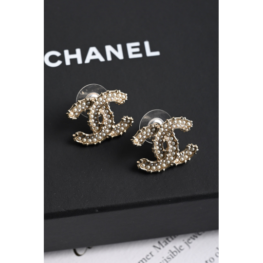 Chanel Khuyên Tai CC Đính Đá Pha Lê