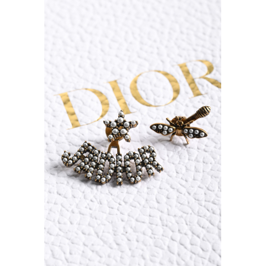 Dior Khuyên Tai Tribales Ong Ngọc Trai