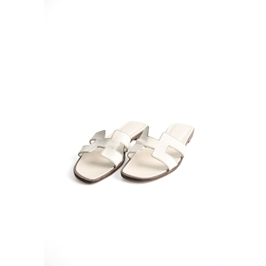 Hermès Oran Sandal White Calfskin