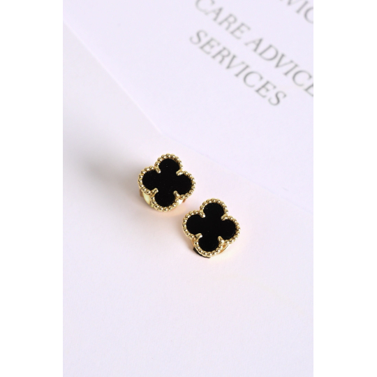 Van Cleef Arpels Vintage Alhambra Earrings Yellow Gold Onyx