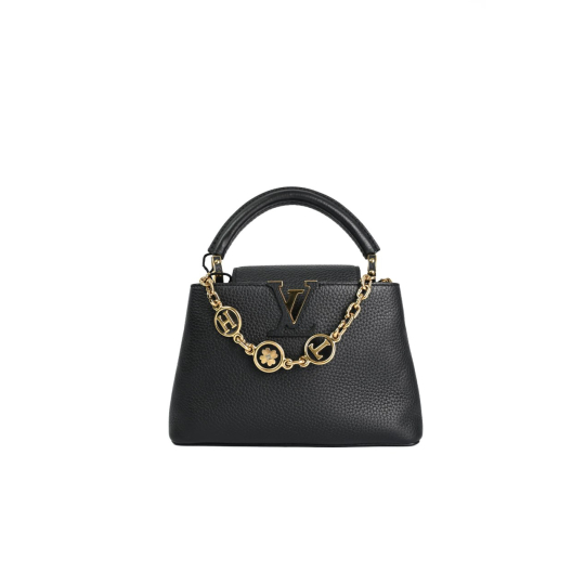 Túi Louis Vuitton Capucines Da Taurillon Đen Xích Charm