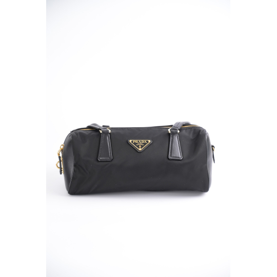 Túi Prada Nylon Đen Dáng Trống Quai Da GHW